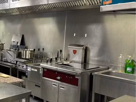 local restaurant licence iv 450m2