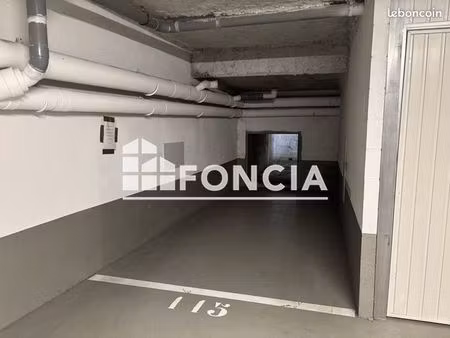 parking saint cyr l ecole