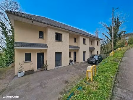 maison 4 pièces 77 m²