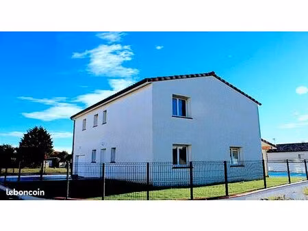 villa t5 avec piscine