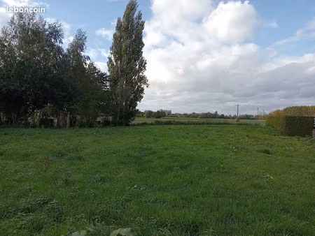 terrain 1600m2 prox lille a lorgies   les weppes