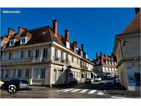immeuble au centre-ville à 5 min de la gare