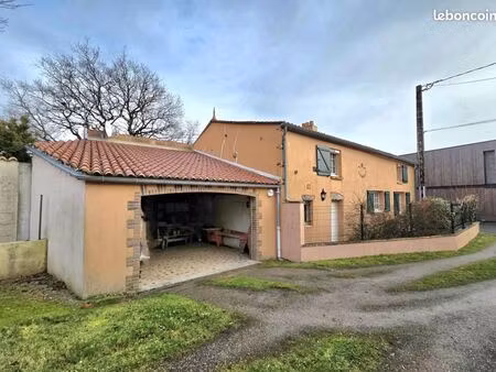 maison 4 pièces 147 m²