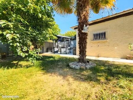 location ou colocation maison meublée lumineuse avec grand jardin à villard bonnot