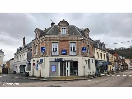 immeuble 200 m² lillebonne