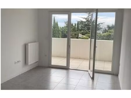 location appartement  38.82 m² t-2 à montpellier  800 €