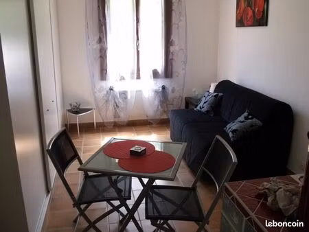 a louer studio meuble et equipe a restinclieres