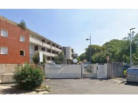 location stationnement  10 m² t- à montpellier  25 €