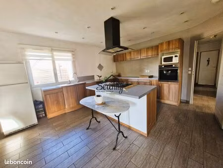 maison 5 pièces 110 m²