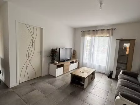 a louer petite maison 53 m2 avec 2 chambres