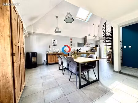 maison 5 pièces 137 m²