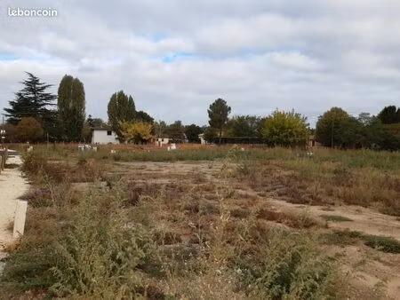 terrain 820 m² saint selve