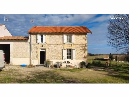 maison à louer 120 m2 avec terrain à vibrac (17)