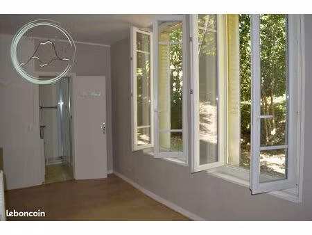 studio 1 pièce 17 m²