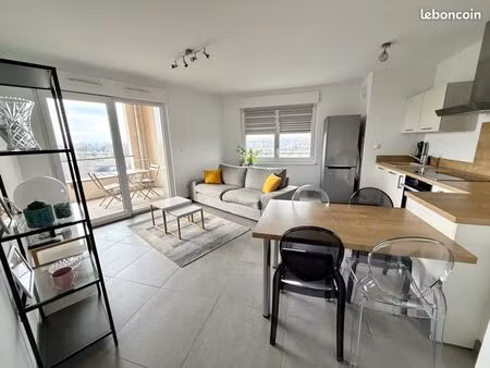 très beau 3 pièces meublé avec vue dégagée