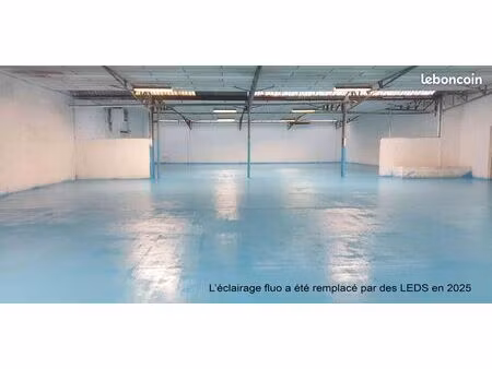 830 m² à 2 670 m²  entrepôt à vendre ou à louer (5 mois de loyer gratuits) - box de selfst
