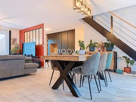 maison 6 pièces 142 m²