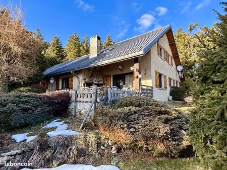 maison 4 pièces 121 m²