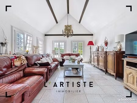 maison 6 pièces 155 m²