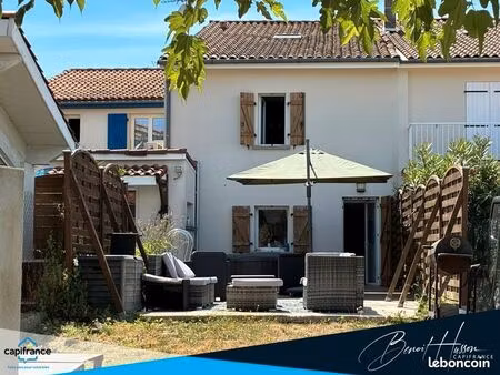 maison de village 5 pièces 120 m²