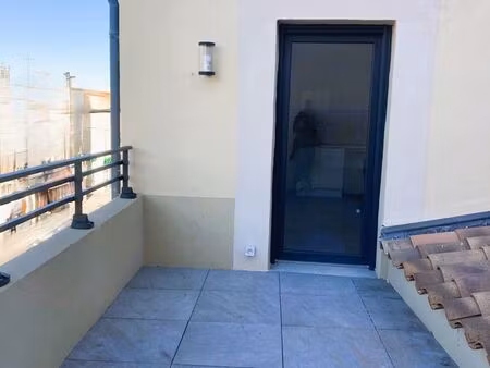 appartement duplex t3  terrasse  parkings  clim  meze centre (refait à neuf avec soin)
