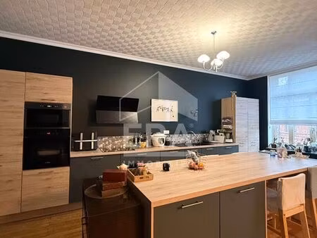 immeuble 7 pièces 358 m²