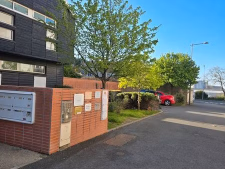 location local pro 15m² en zfu