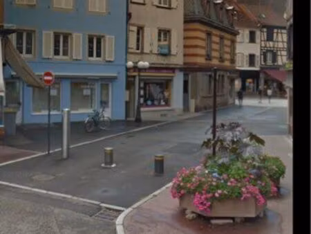 local commercial 56m2 + cave stockage