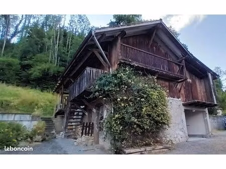 grange 4 pièces – 120 m² – vue dégagée sur les montagnes – marignier