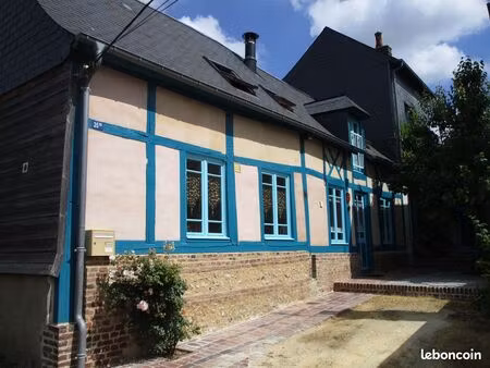 loue maison individuelle avec coure et jardin en centre ville