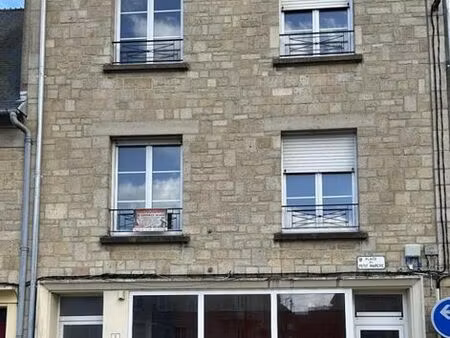 immeuble 128 m² montebourg