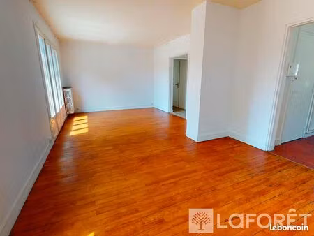 appartement 3 pièces 80 m²