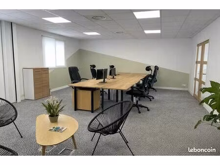 location bureaux 260 m² rénovés – périgny zone commerciale – parking