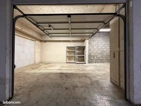 box / local d’activité 37 m² – bron – accès périphérique laurent bonnevay – sécurisé – fai