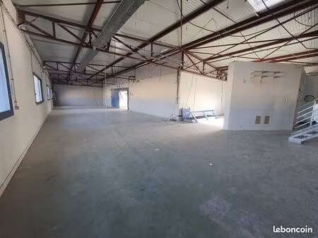 local commercial 1115 m² mauguio