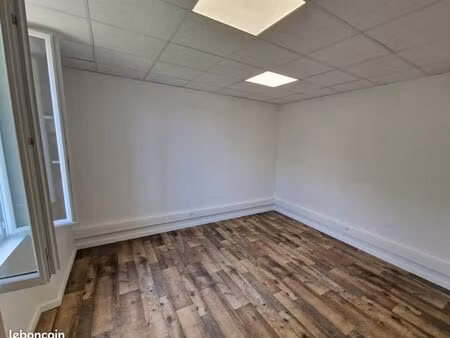 bureau professionnel à louer dans cabinet pluridisciplinaire