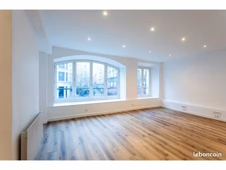 loue bureau rue montmartre paris 2è  71 m²