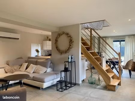 maison 4 pièces 120 m²