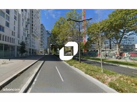 local commercial 1 247 m²