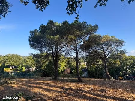 terrain avec permis purgé