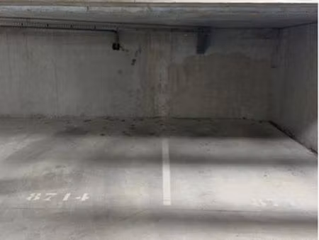 place de parking résidence neuve secteur ylium à 3 minutes du leclerc