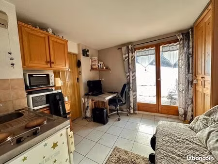 appartement 2 pièces 23 m²