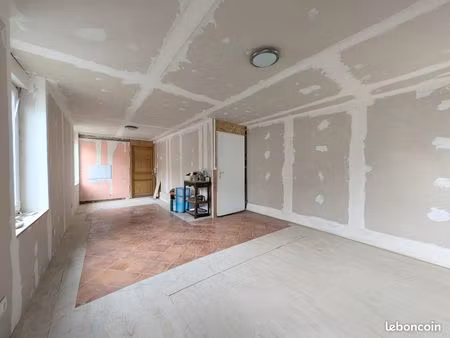 immeuble 6 pièces 204 m²