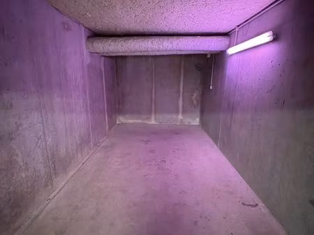 parking/box 17 m² poisy