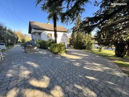 propriété 4 pièces 85 m²