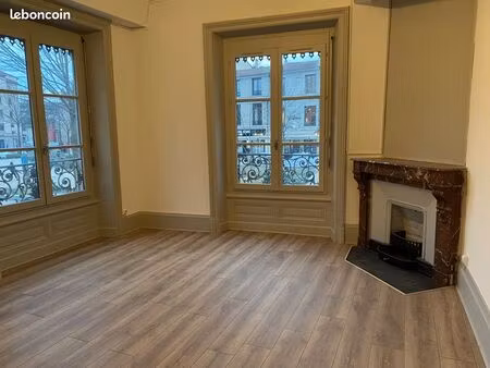 agréable t2 de 58 m2