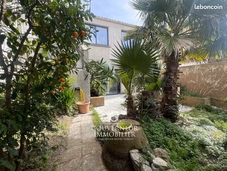 local commercial 90 m² carnon plage