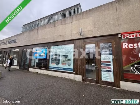 local commercial 77 m²