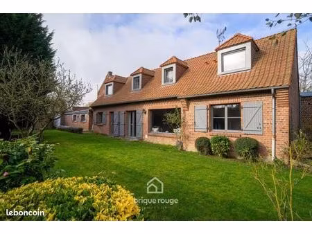 longère 4 pièces 145 m²