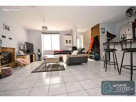 maison 3 pièces 80 m²